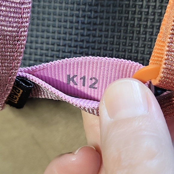 Teva Multicolor Midform Universal Metallic Shiny Strappy Sandals Youth Size 12 - Picture 12 of 13